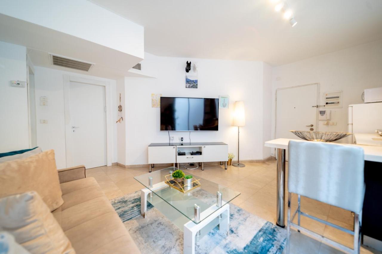 Ocean Executive Apartments - 5 Min From The Beach Tel Aviv Esterno foto