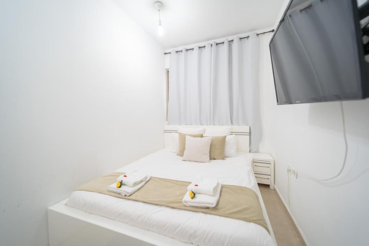 Ocean Executive Apartments - 5 Min From The Beach Tel Aviv Esterno foto