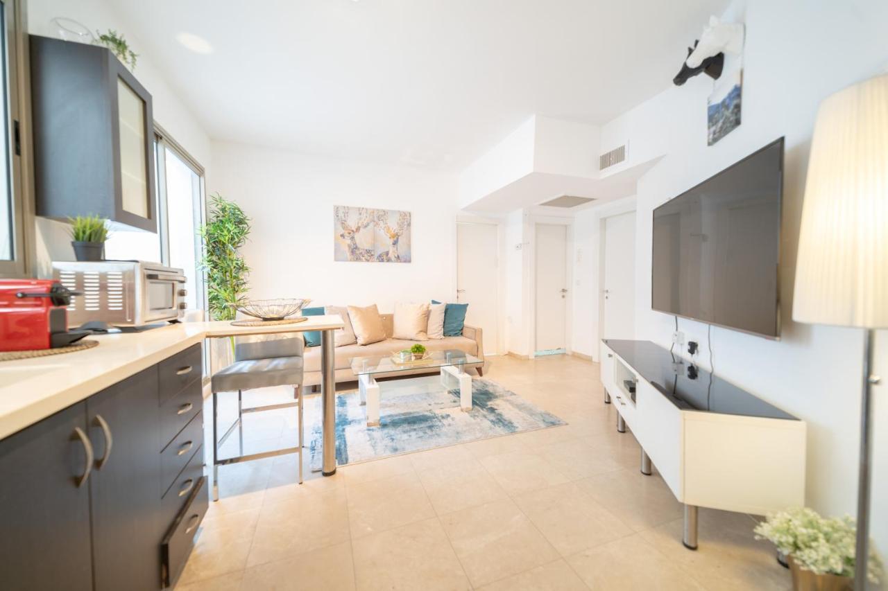 Ocean Executive Apartments - 5 Min From The Beach Tel Aviv Esterno foto